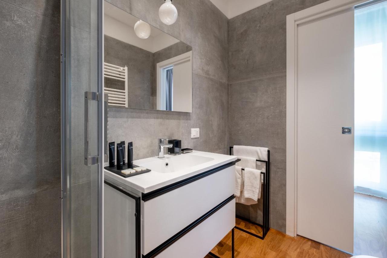Sweet Life 2 Luxury And Design Apartment Бари Экстерьер фото